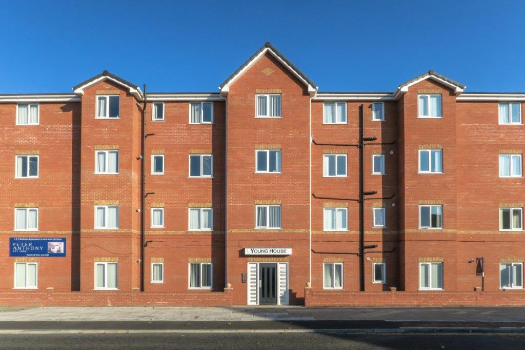 4 Beds, 2 Bedrooms, 1 Bathroom – Young House