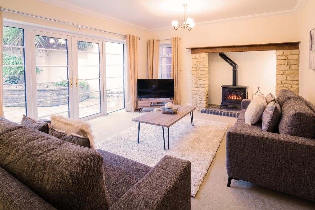 4 Bedroom (5 Beds), 3 Bathroom House in Medbourne, Market Harborough, Leicestershire, UK.