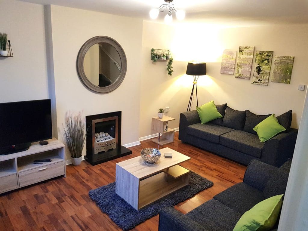 3 Bedroom (6 Beds), 2 Bathroom House – Coventry, West Midlands, England, UK.