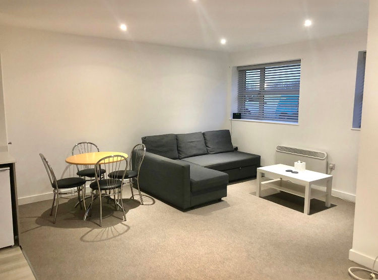 1 Bed, 1.5 Bath Apartments (x 5) – Aldershot, Hampshire, England, UK