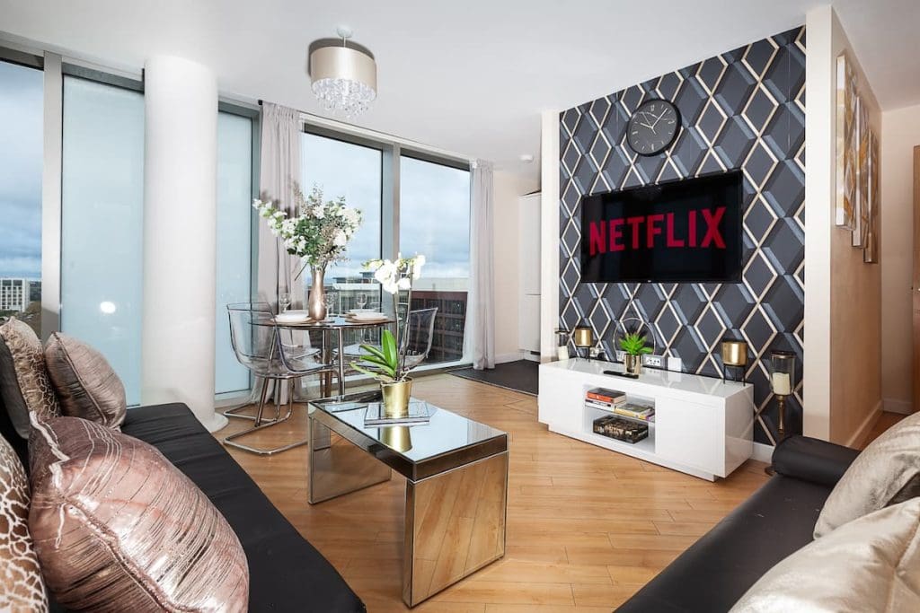 2 Bedroom (4 Beds), 2 Bathroom Apartment – Milton Keynes, Buckinghamshire, England, UK