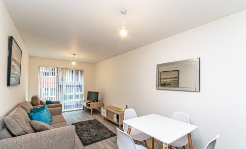 2 Bedroom, 2 Bathroom Apartment – Manchester, Greater Manchester, England, UK