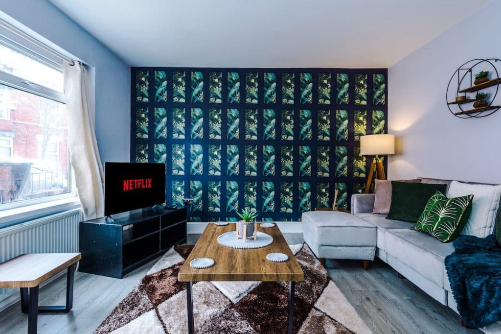 3 Bedroom (5 Beds), 1 Bath – Manchester, Greater Manchester, England, UK