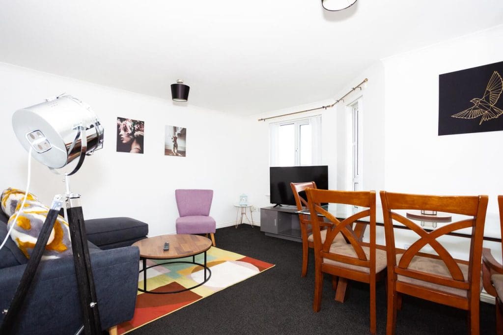 2 Bedroom (4 Beds), 1 Bathroom Apartment – Bellshill, North Lanarkshire, Scotland, UK
