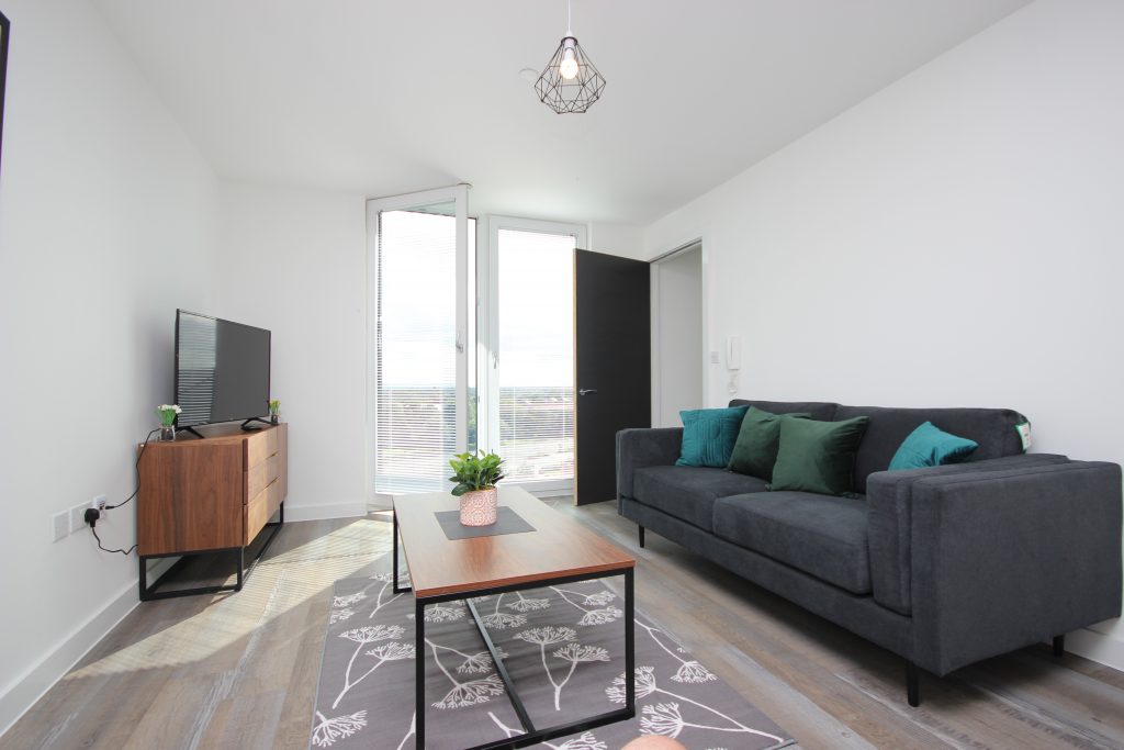 3 Bedroom, 3 Bathroom Apartment – Old Trafford, Greater Manchester, England, UK