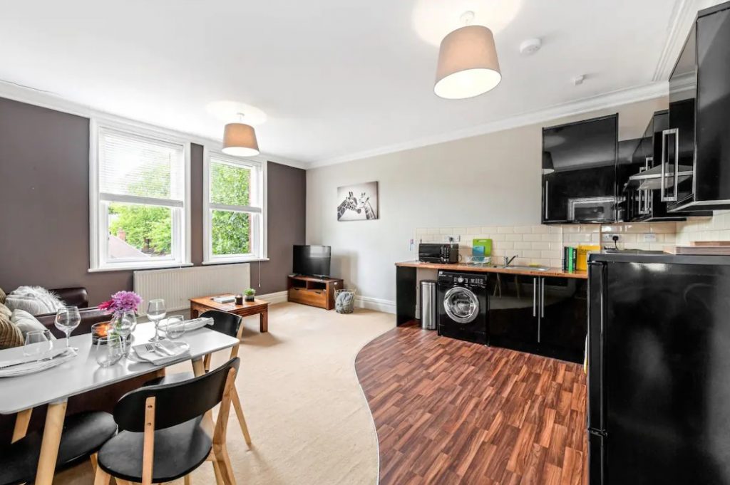 2 Bedroom, 1 Bathroom Apartment Located In Derby, Derbyshire, England, UK