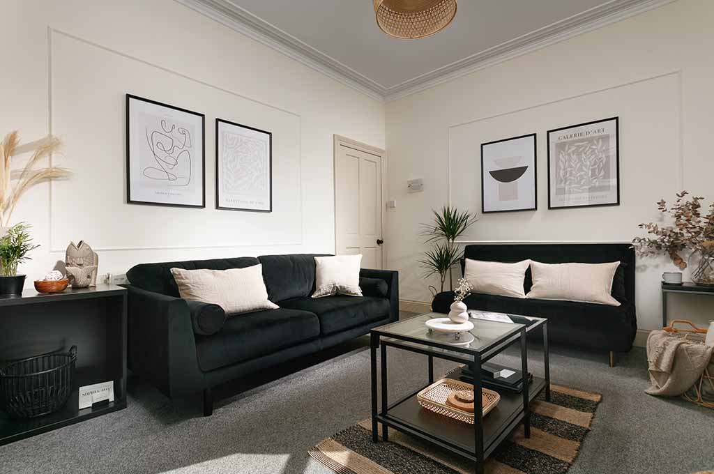 4 Bedroom, 1 Bathroom House located in Plymouth, Devon, England, UK