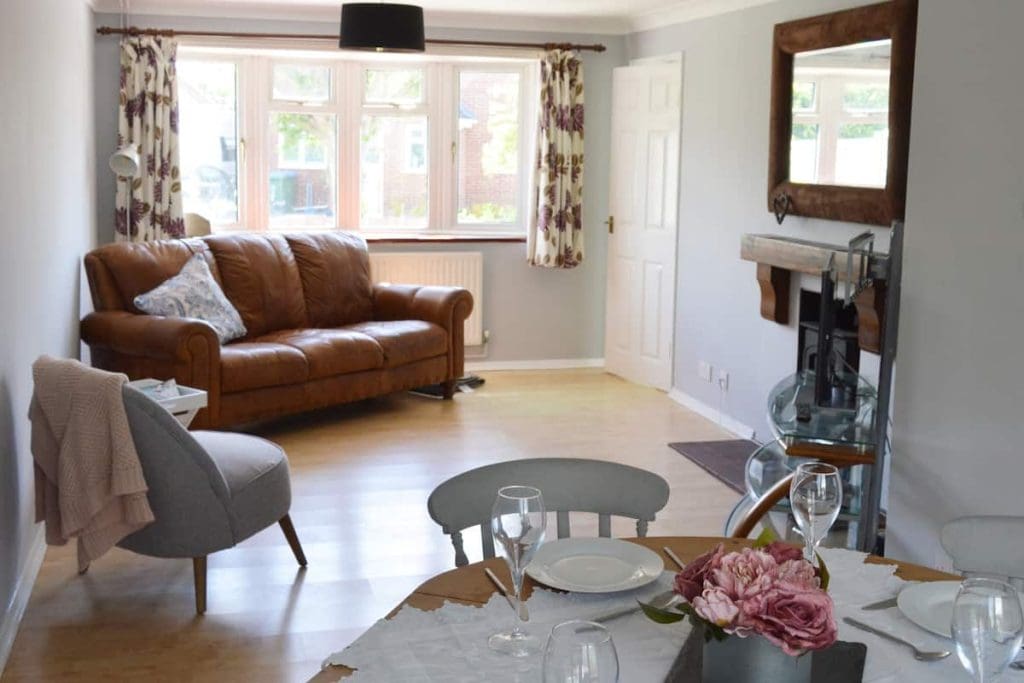 3 Bedroom (4 Beds) , 1 Bath – Westcott, Buckinghamshire, England, UK