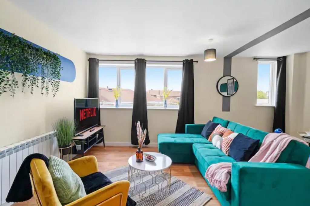 3 Bedroom (5 Beds), 2 Bathroom House located in Southampton, Hampshire, United Kingdom