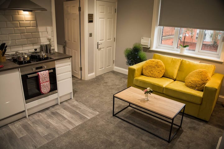 1 Bedroom (2 Beds), 1 Bath – Maidstone, Kent, England, UK