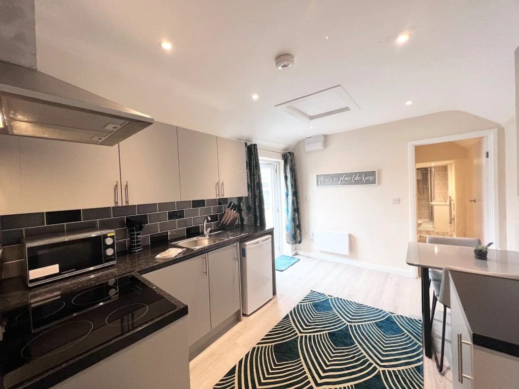 1 Bedroom, 1 Bathroom Apartment Located In Taunton, Somerset, England, UK