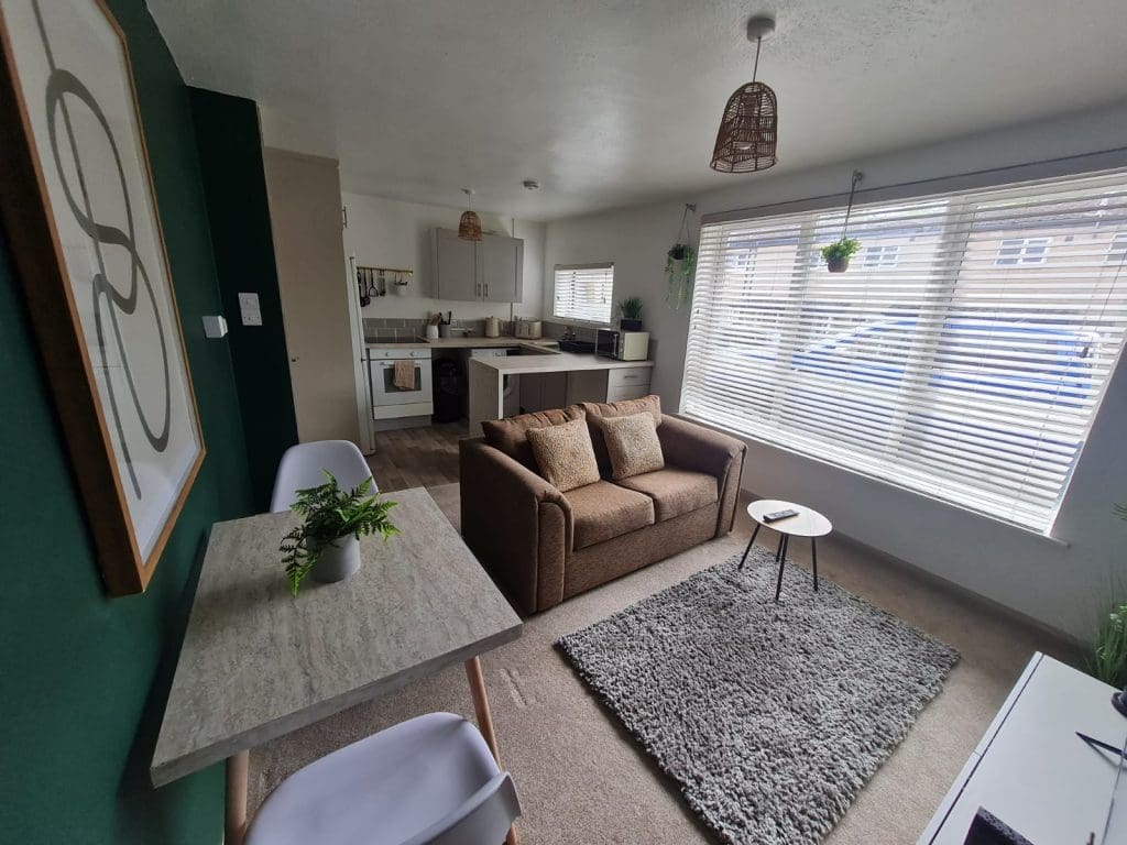 1 Bedroom, 1 Bathroom Studio Apartment Located In Derby, Derbyshire, England, UK