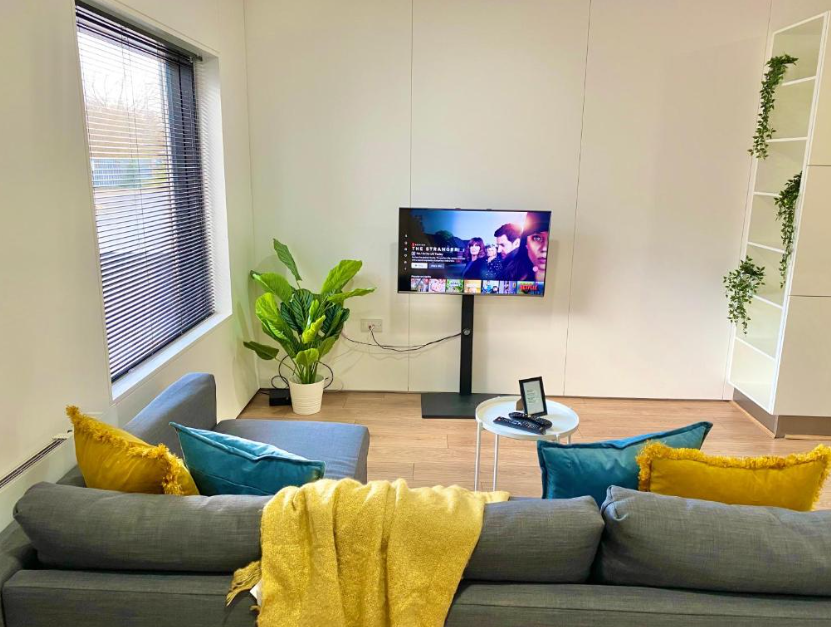 2 Bedrooms (5 Beds), 2 Bath – Manchester, Greater Manchester, England, UK
