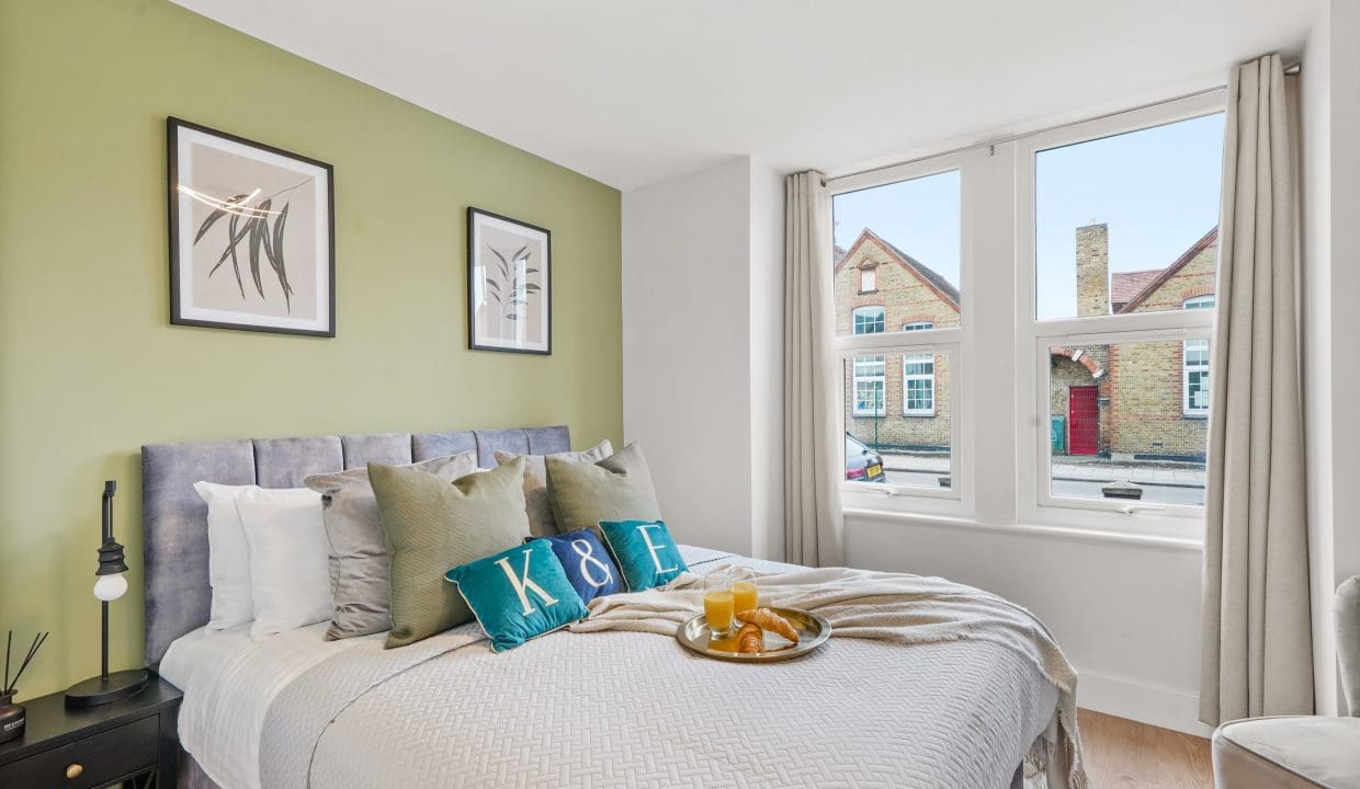 Flat 1, 77 Haydons Road - 2xZRdqtNLz7BkcknxUfT