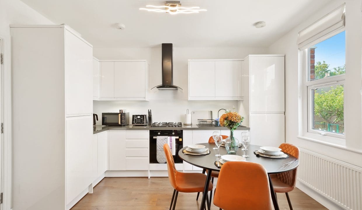 Flat 2, 77 Haydons Road - fWZvYPT3RTBQ9mdX41ED