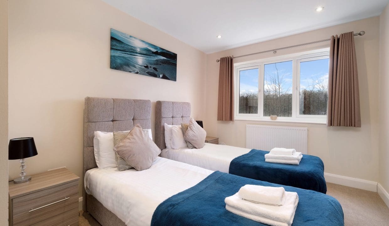 Heathrow Living F3_5