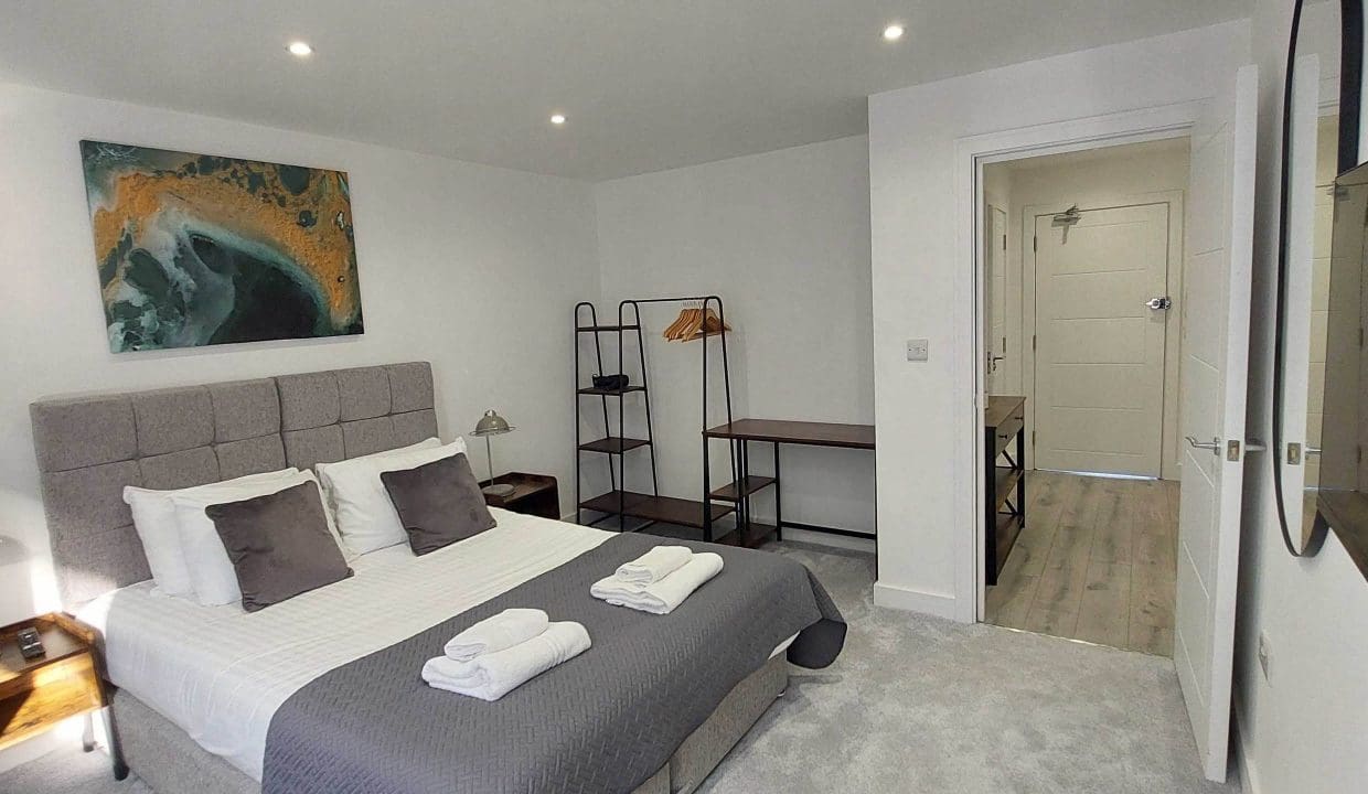 360 GU15 Aspen Court 02_03