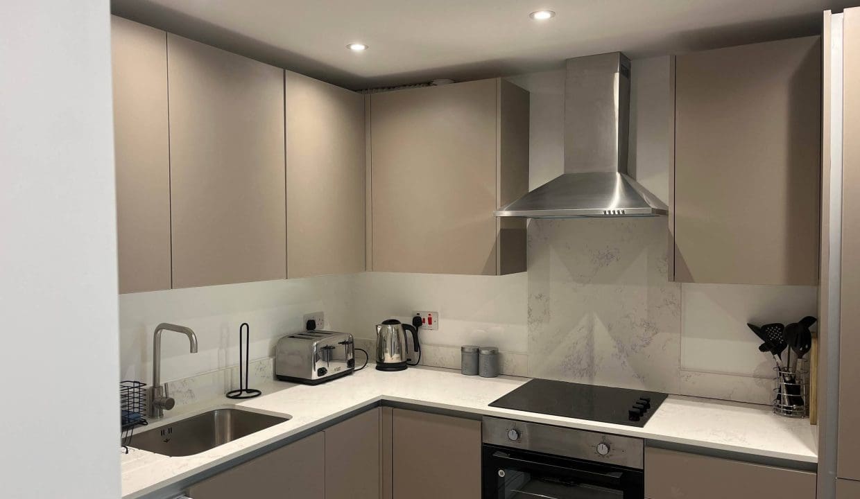 360 GU15 Aspen Court 03_10
