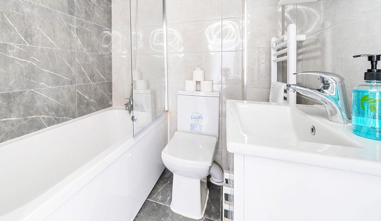 Bathroom with Bathtub