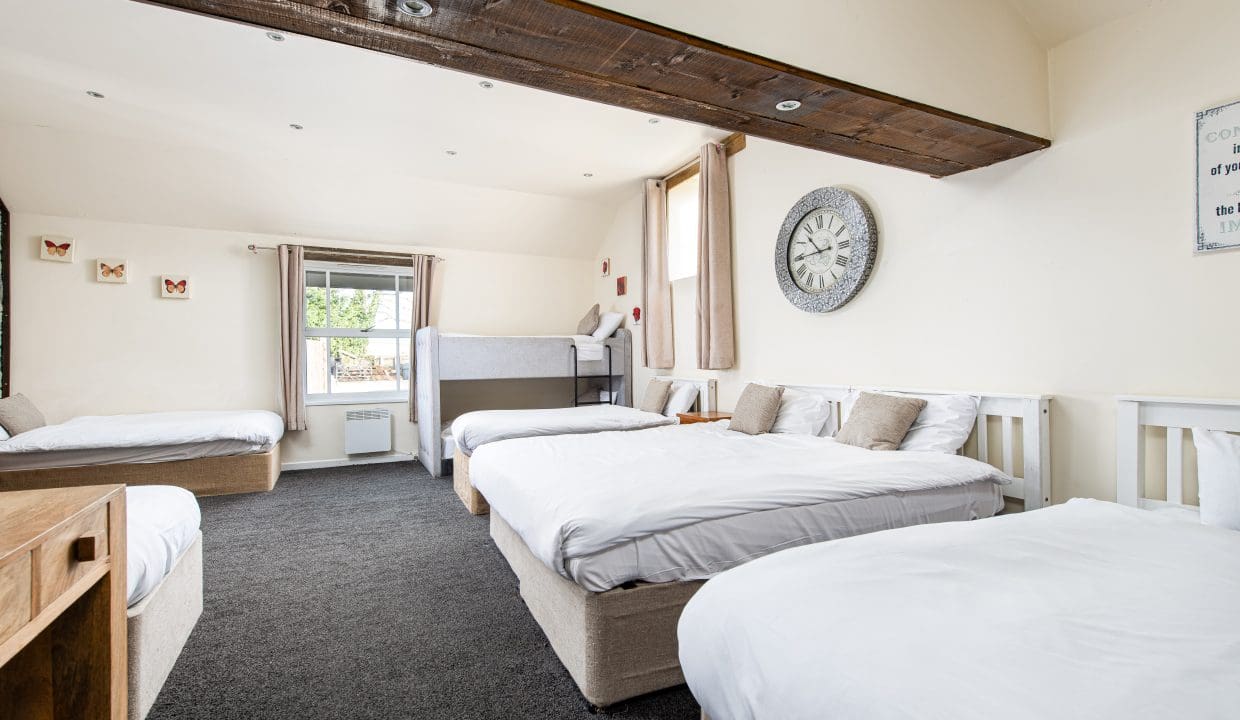 Bedroom1_1