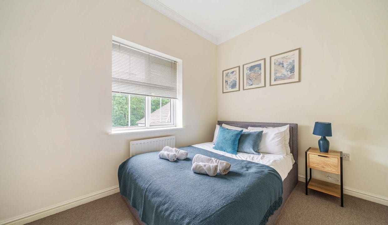 Captivating and Clean Bedroom