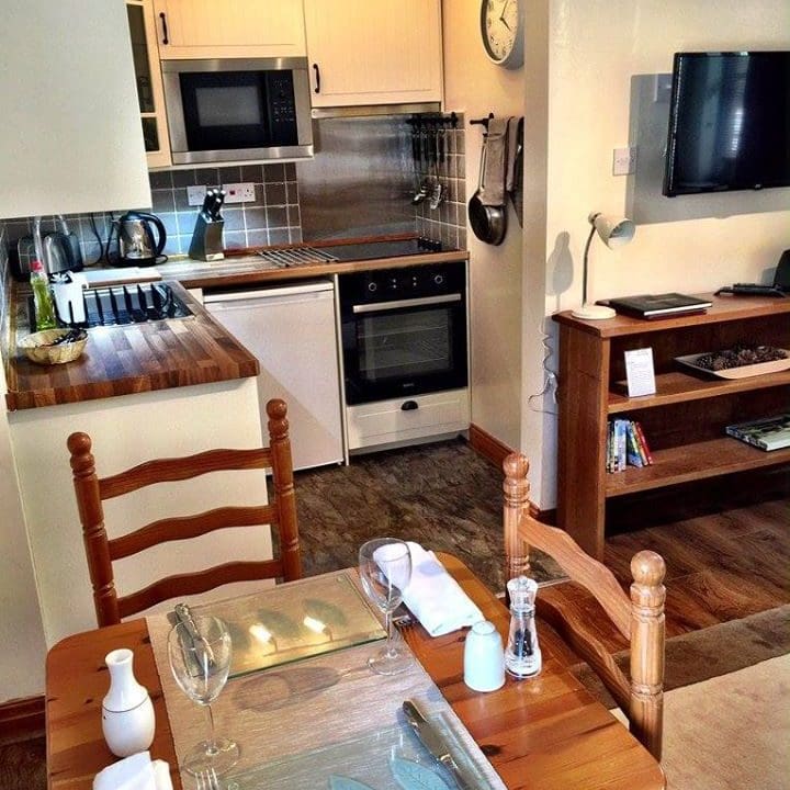 Millers Cottage - Dining Kitchen