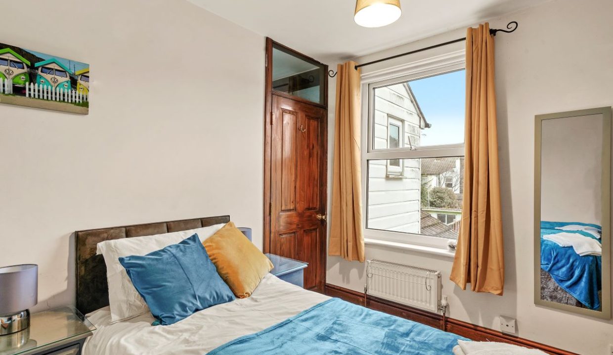 47b Randall Street - bedroom2.2