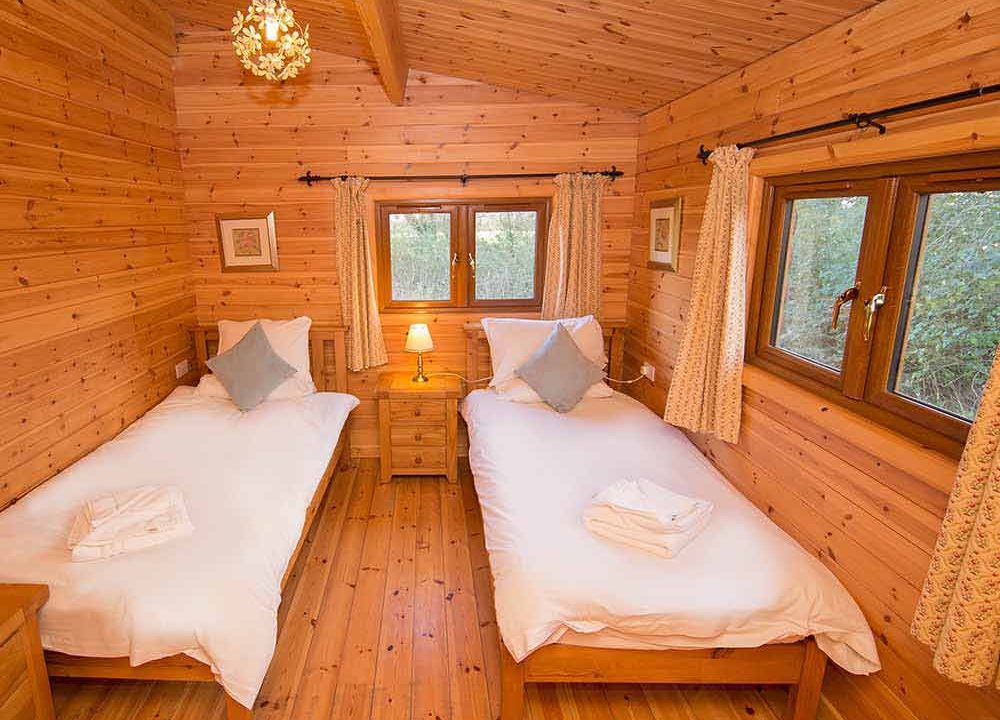 Barn_Owl_Lodge_second_Bedroom[1]