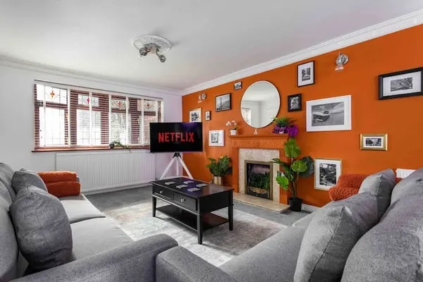 Orange House 2