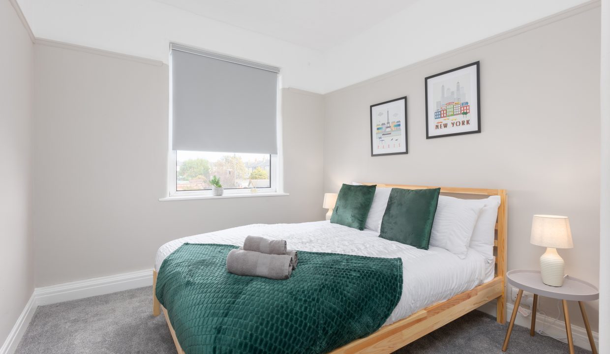 111 Ansdell Road-1