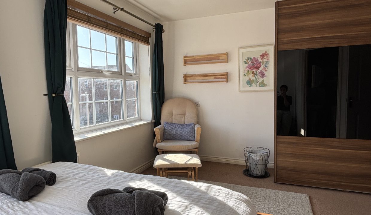 Bedroom1_3