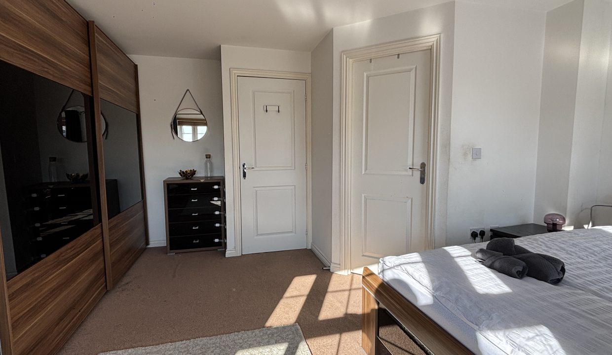 Bedroom1_5