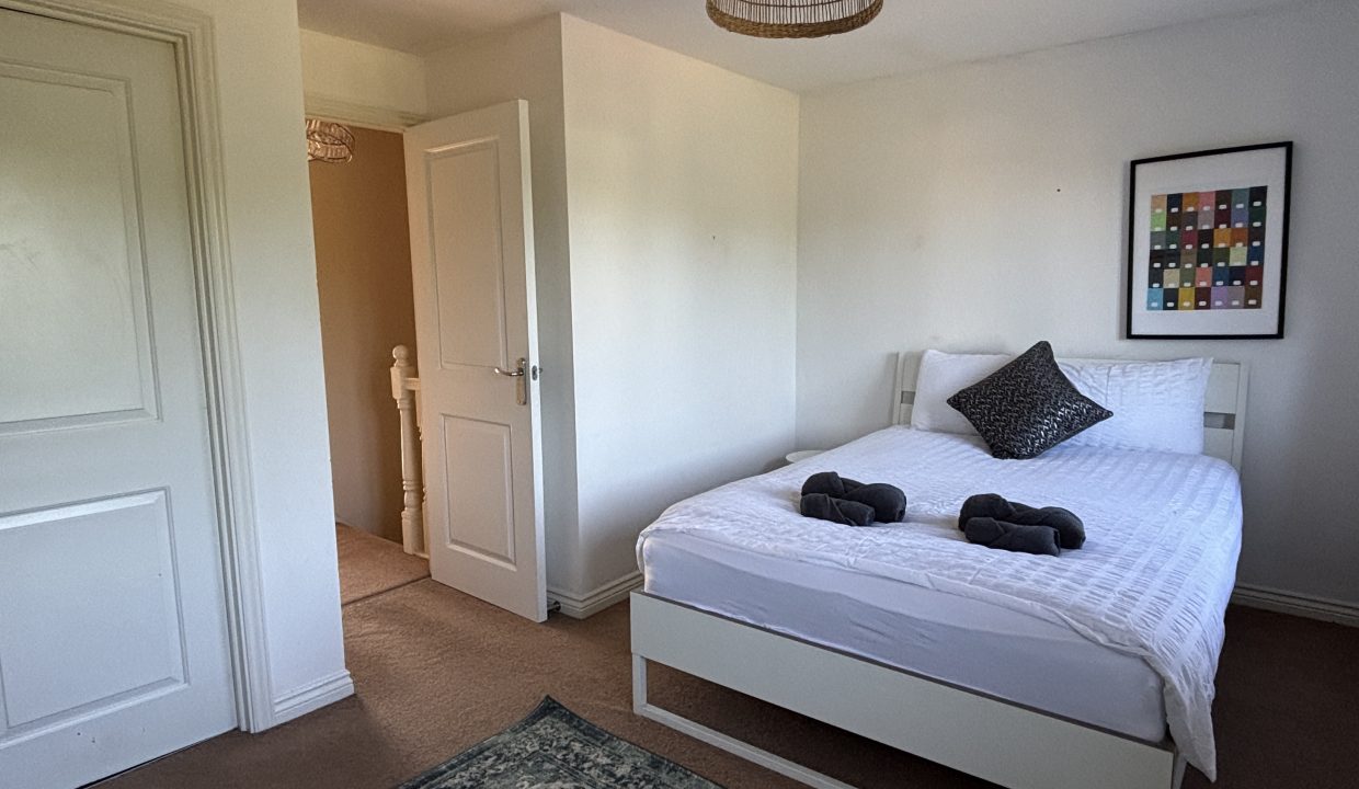 Bedroom2_3