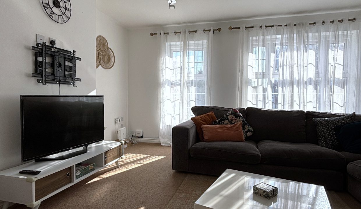 Living Room 6