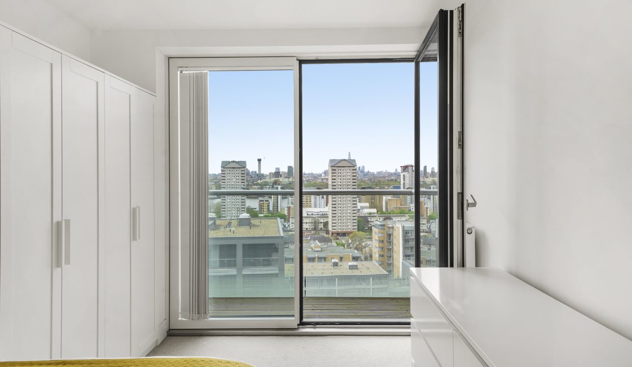 Apartment 1714, Duckman Tower - tUxjoiGoJItBZj7bOxhm