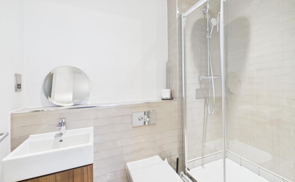Bathroom2