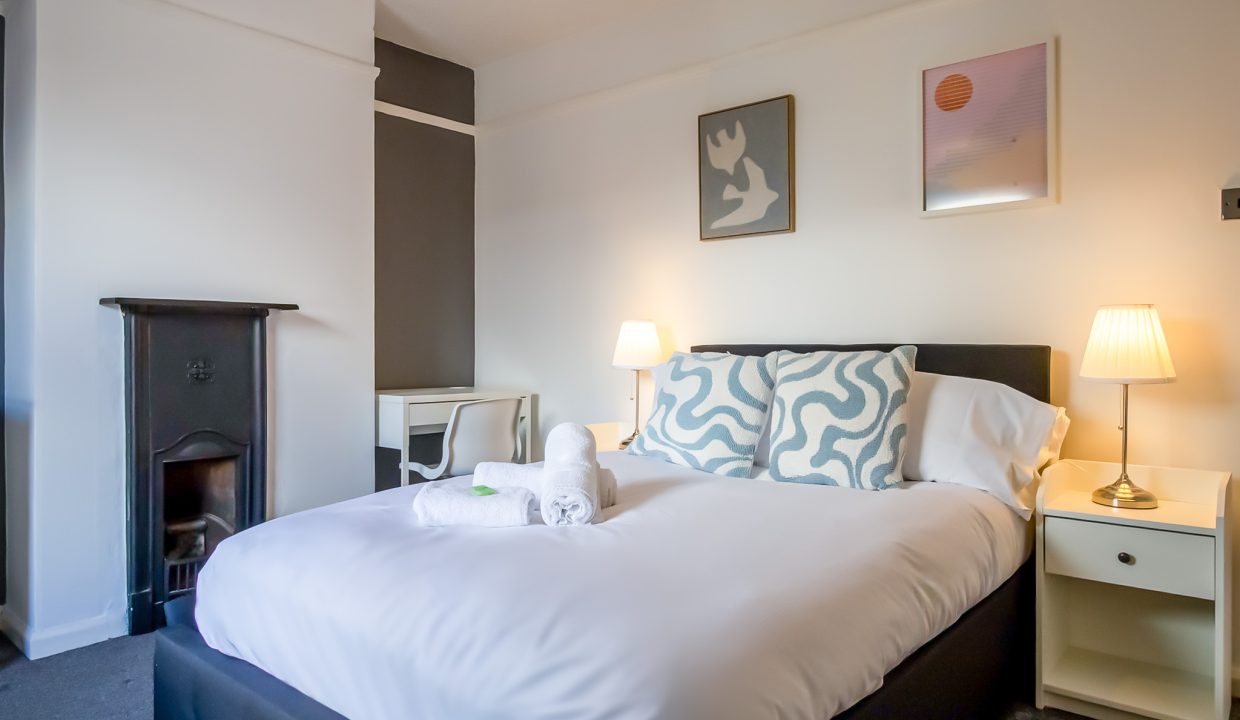 06 Bed 4.2
