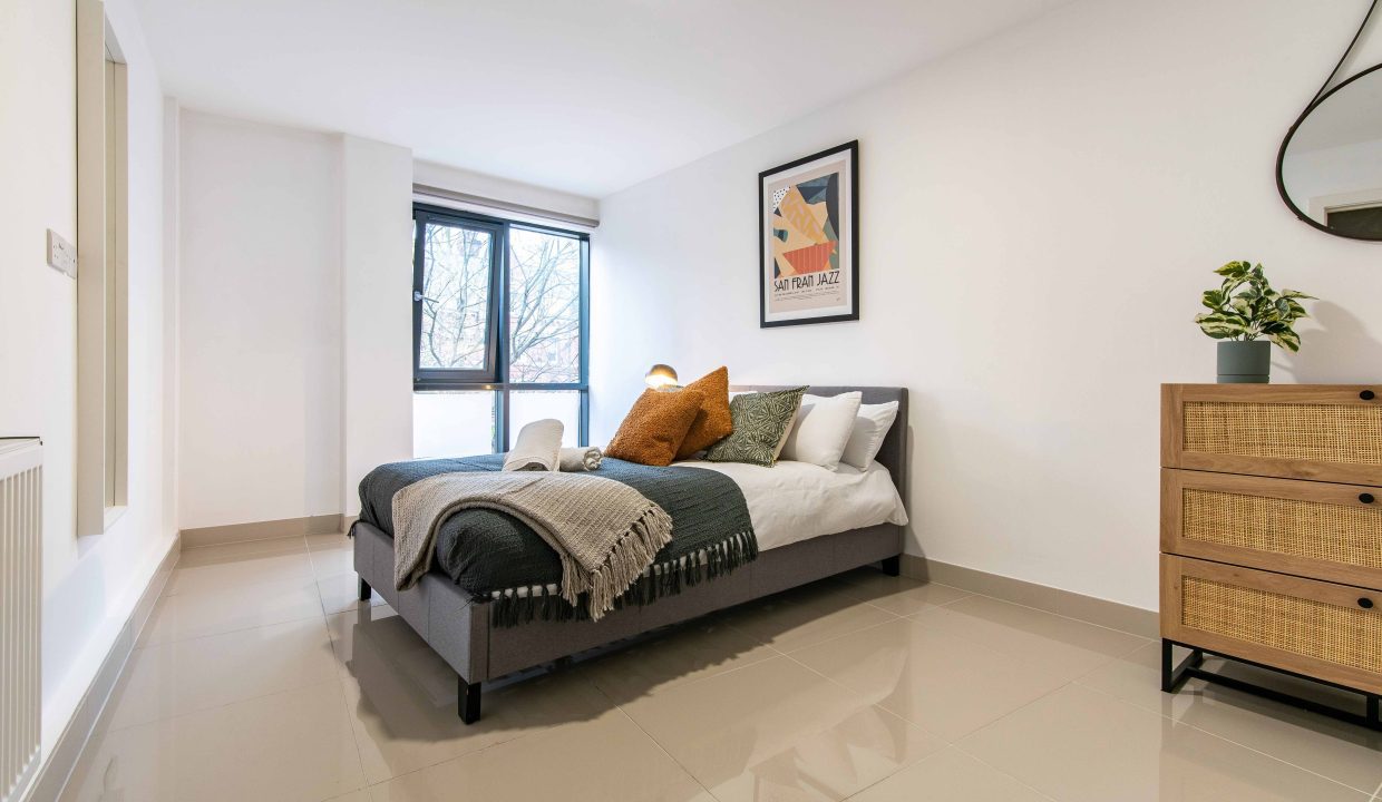 11 westmount-low-16