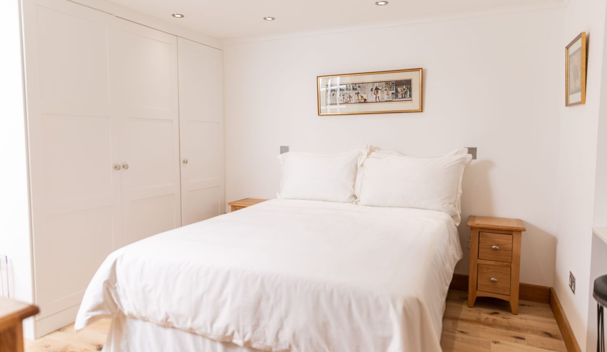 17 RODNEY ROAD-51