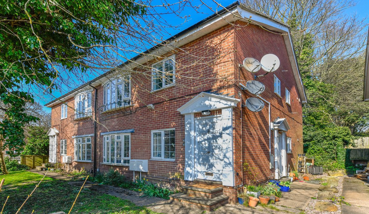 22thorsbycourt-91