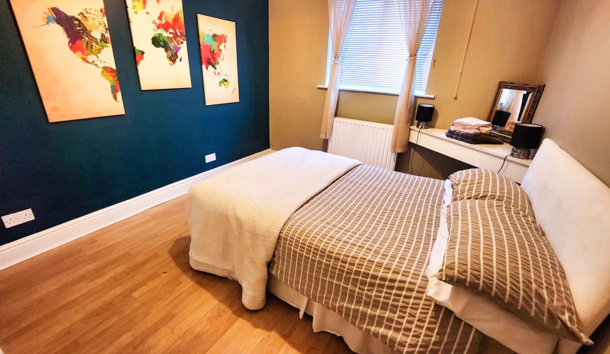 Bed 001