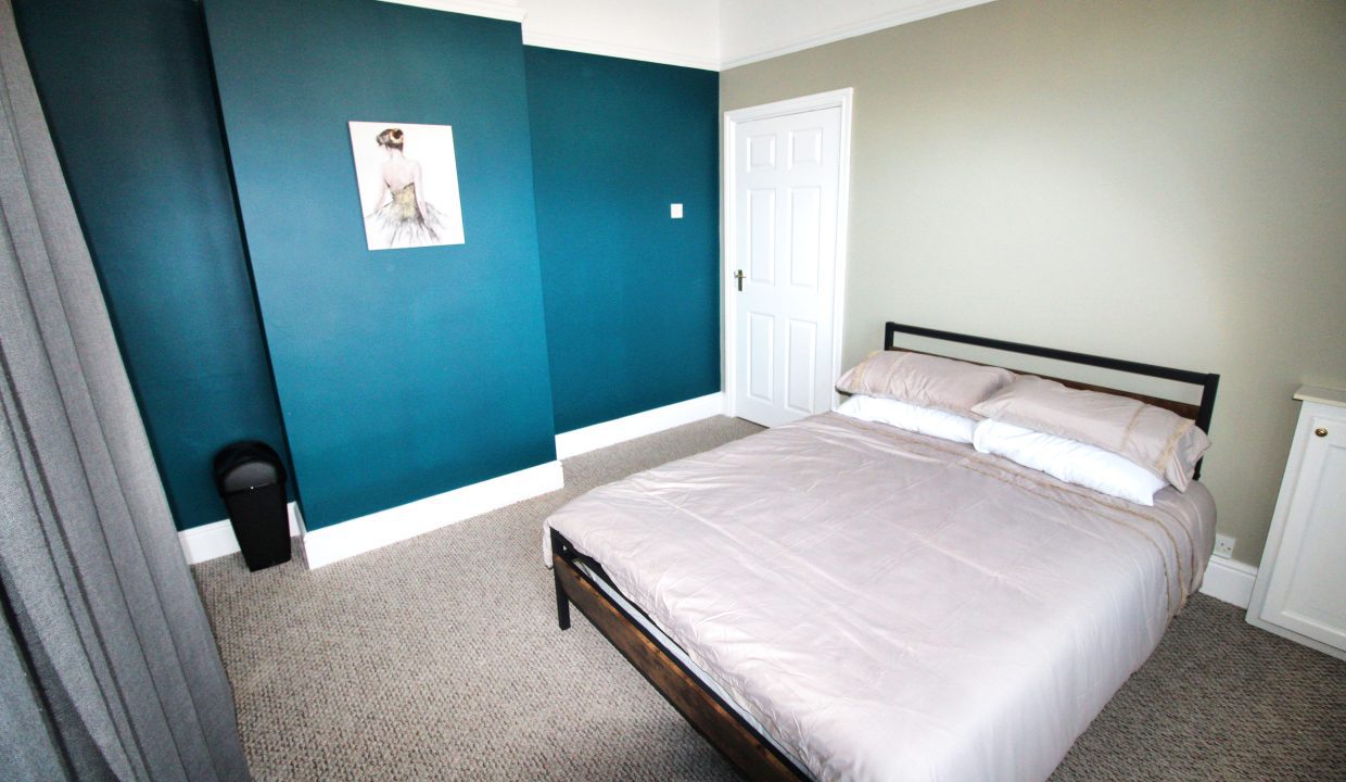 Bed 02 B