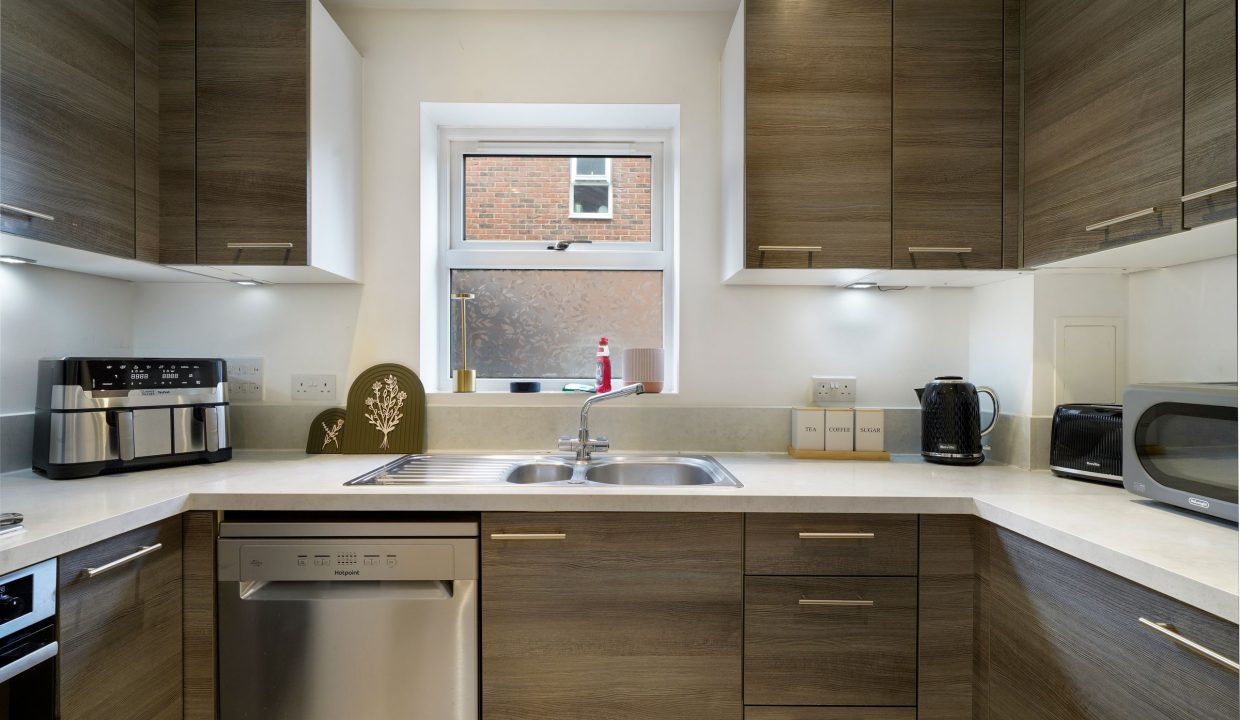 03-Kitchen