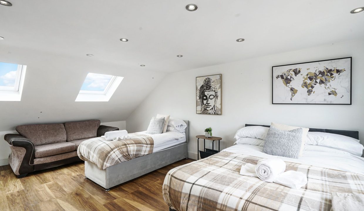 52A Sullivan Way, Elstree - 1bZhYggd9EwoT9LbVpha