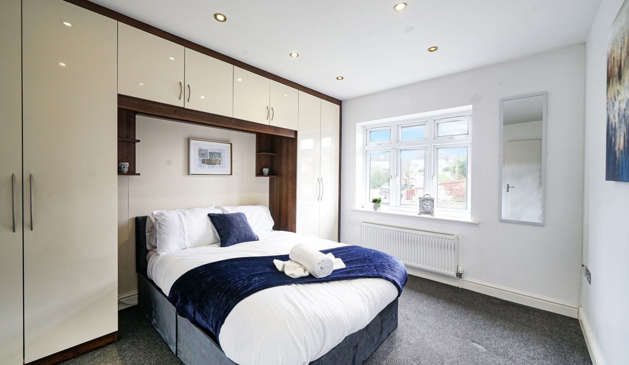 52A Sullivan Way, Elstree - o7mxT8qmvYrwOxNPfmJf