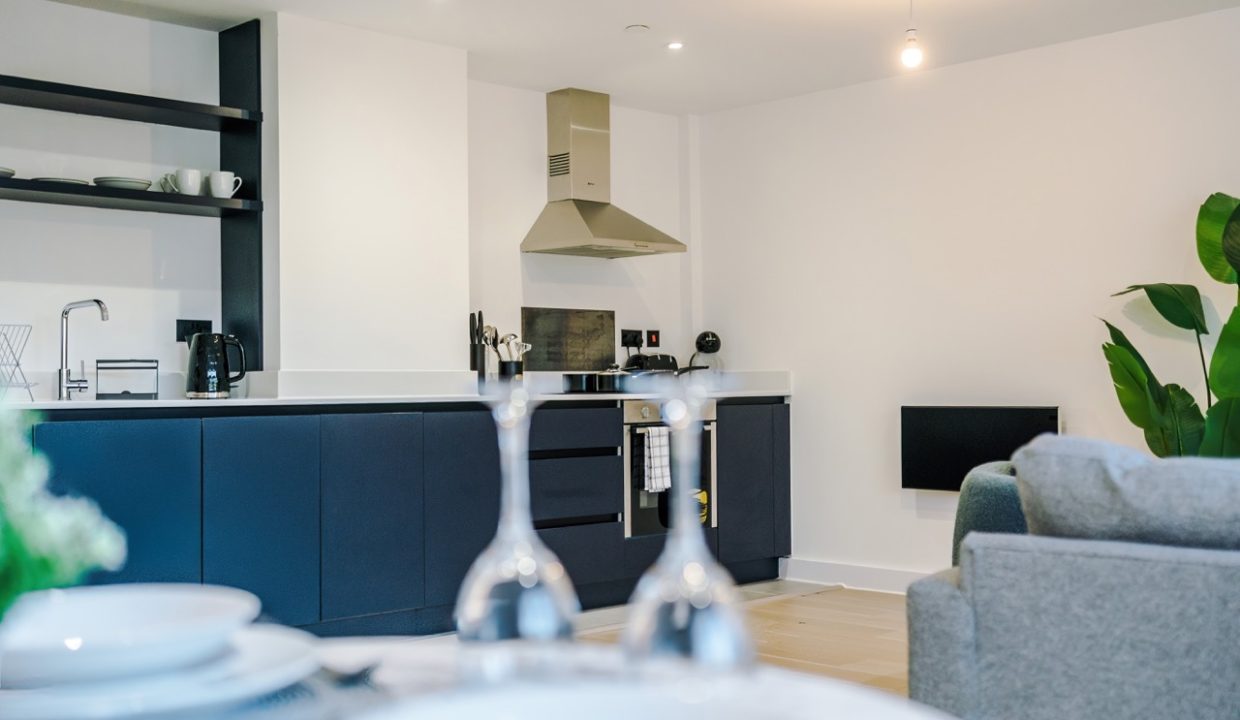 Apt10SkyGardens-Airbnb-28 Large