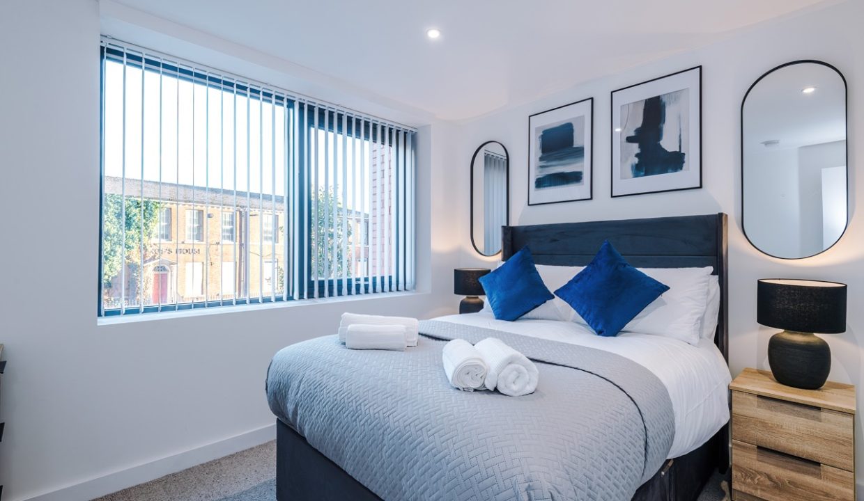 Apt10SkyGardens-Airbnb-31 Large