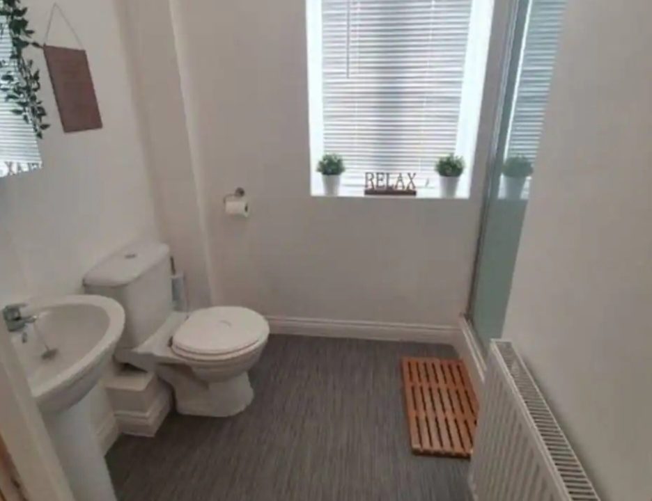 Screenshot_20251017_100845_Airbnb