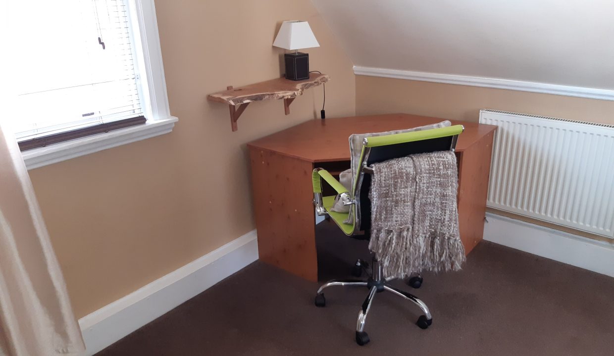 SingleBedroom2