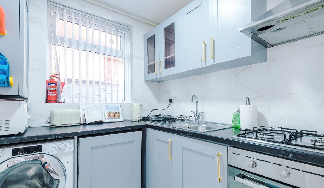 139AdrianStreet-Airbnb-17